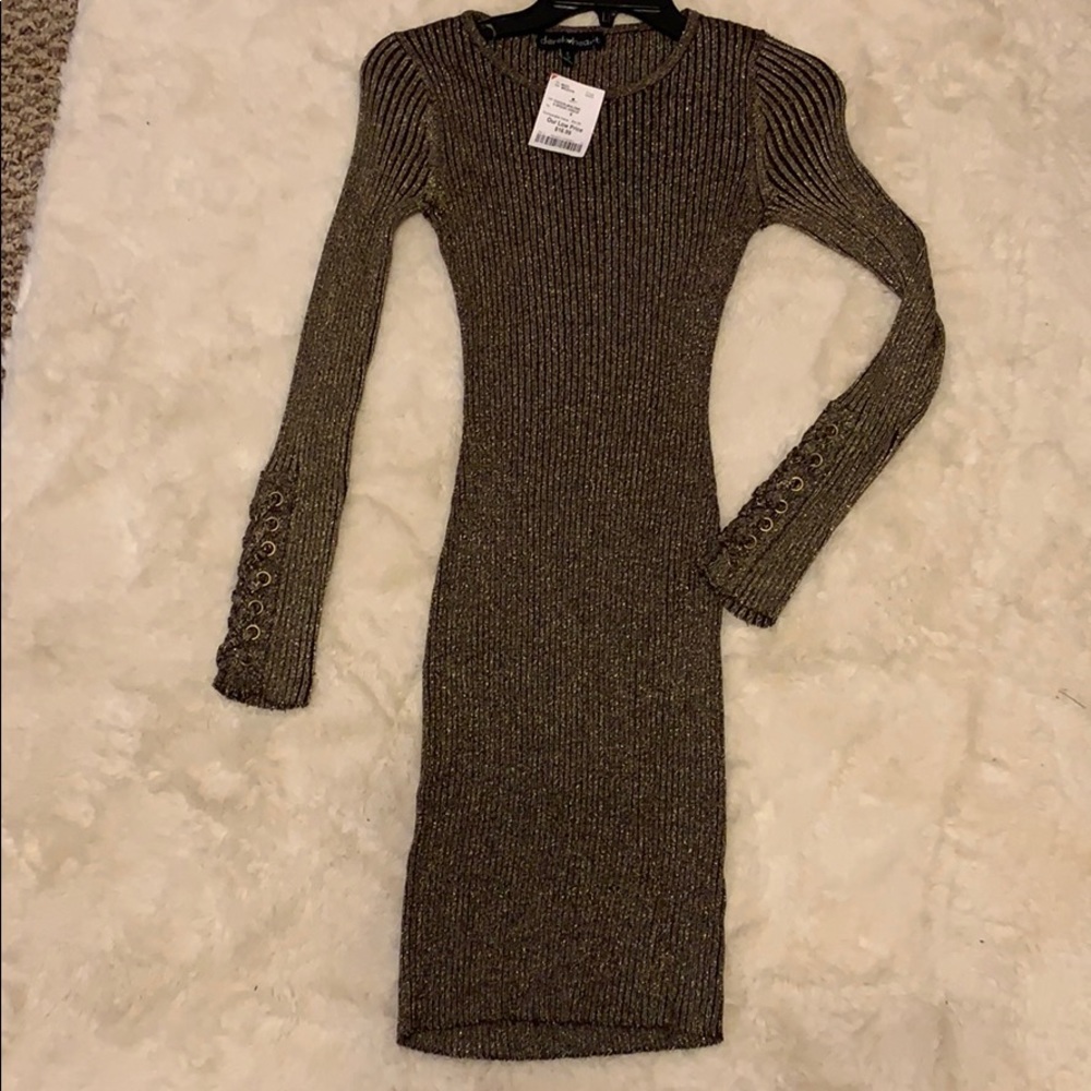 Derek heart- brown and gold dress S